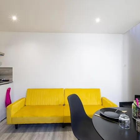 Glm Groupe - Glm Résidences 1 *